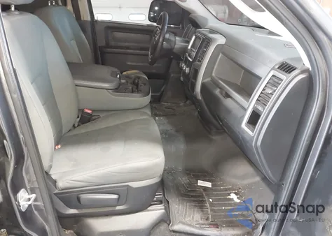 2014 Ram 1500 Express z USA, uszkodzony, nr VIN 1C6RR7FTXES469073